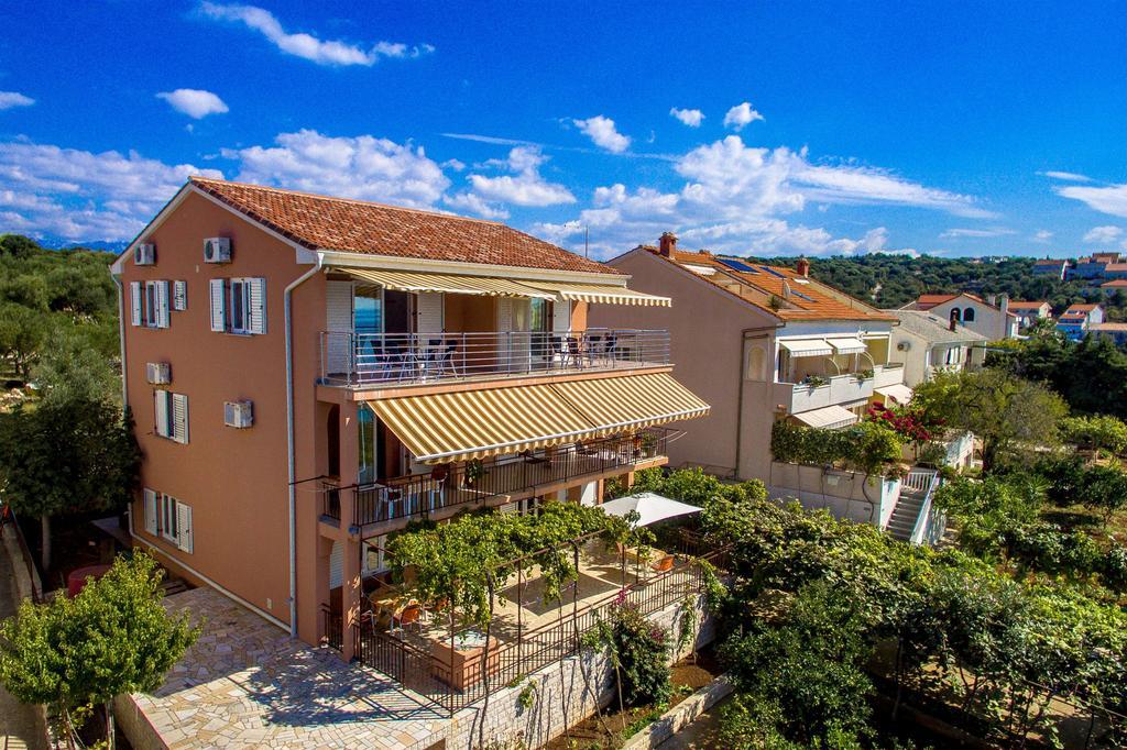 Apartments Ivan Лун Екстер'єр фото